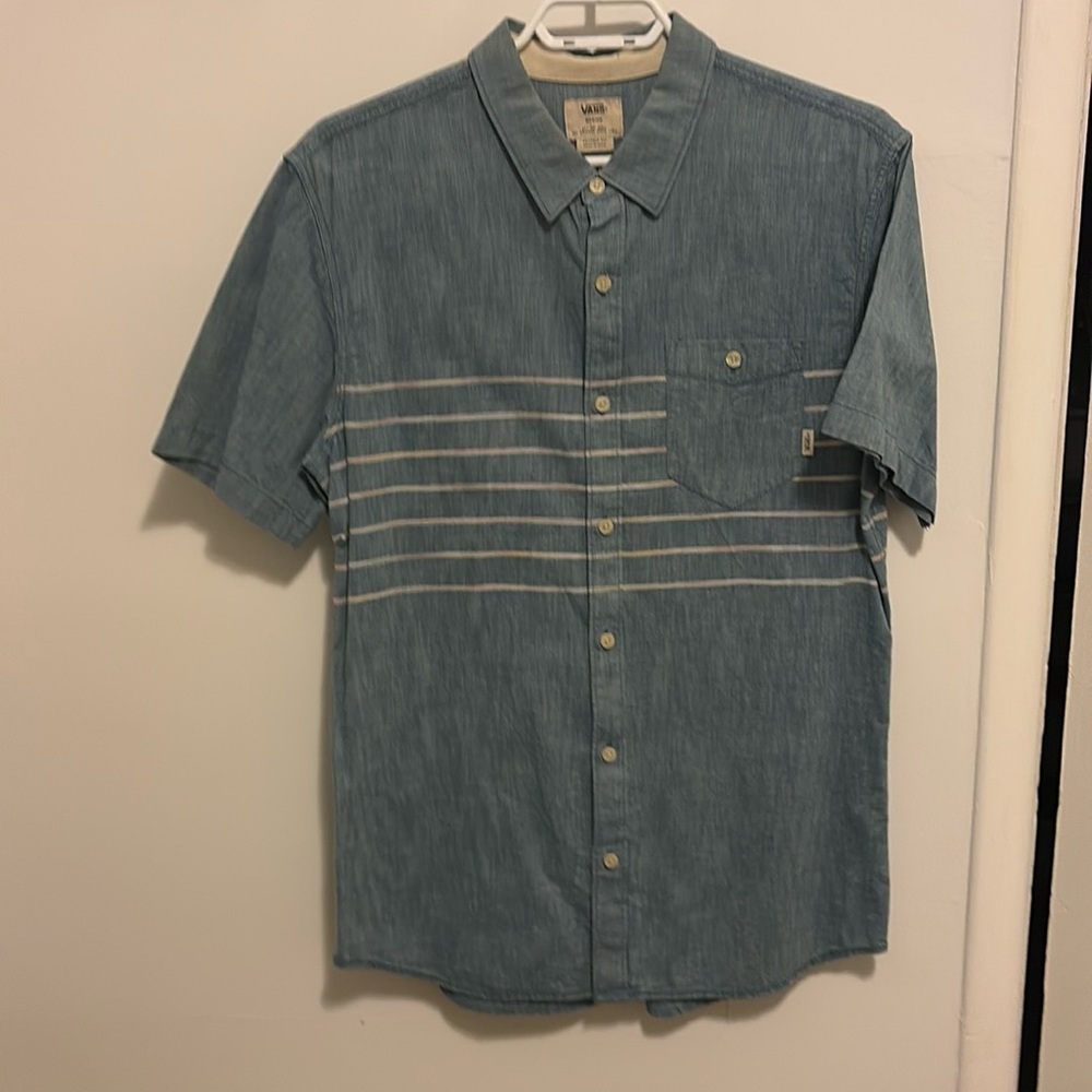 Men’s Vans short sleeve shirt
